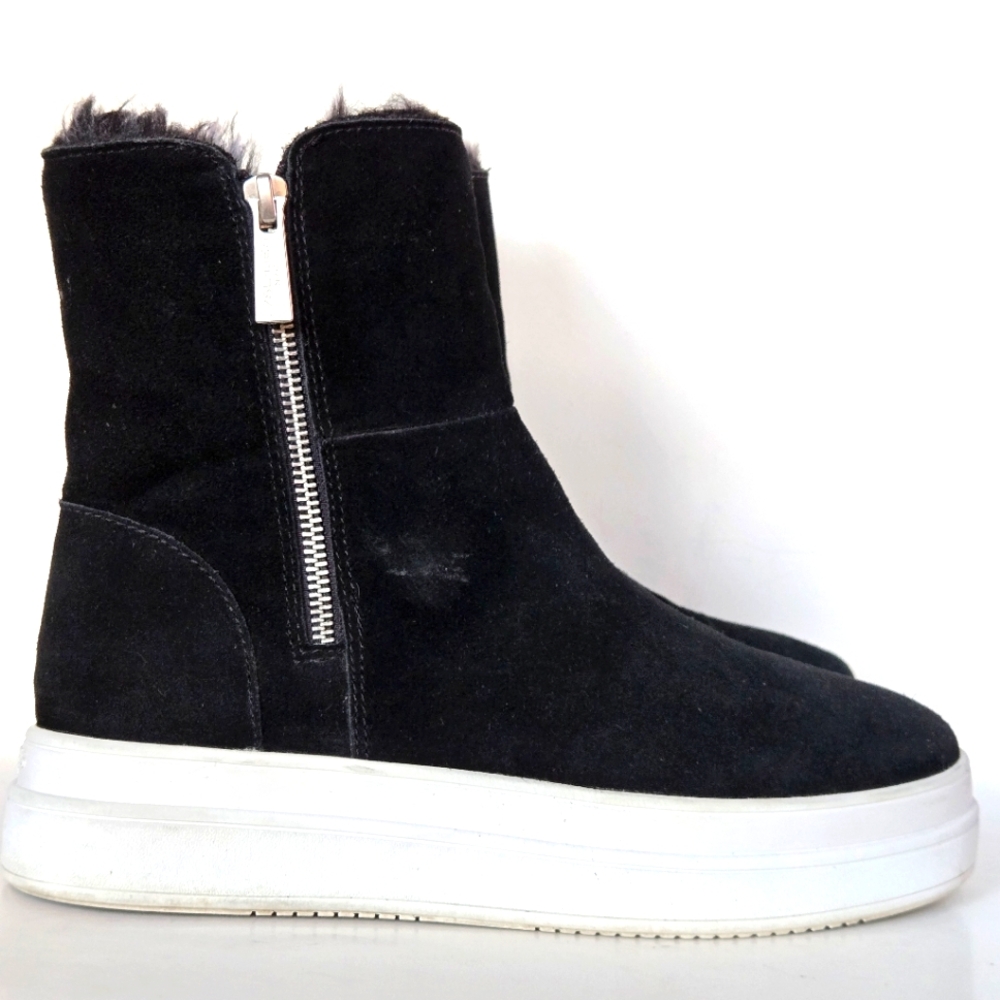 JSlides Tristan Faux Fur Platform Sneaker Bootie size 8M
